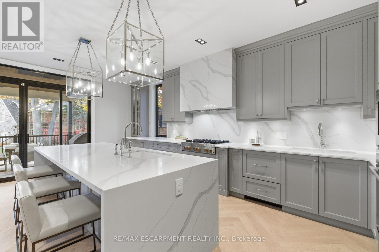 1380 Birchwood Heights Drive, Mississauga, Ontario L5G 2Y2 - Photo 22 - W12517026