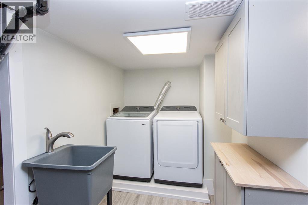 5919 52 Avenue, Red Deer, Alberta  T4N 4K6 - Photo 21 - A2260879