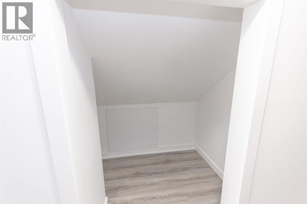 5919 52 Avenue, Red Deer, Alberta  T4N 4K6 - Photo 19 - A2260879