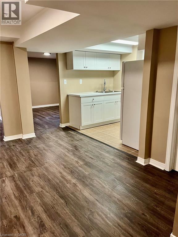 779 Angler Way, Waterloo, Ontario N2K 4L7 - Photo 3 - 40786425