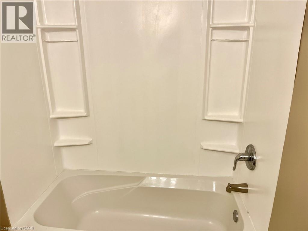 779 Angler Way, Waterloo, Ontario N2K 4L7 - Photo 7 - 40786425