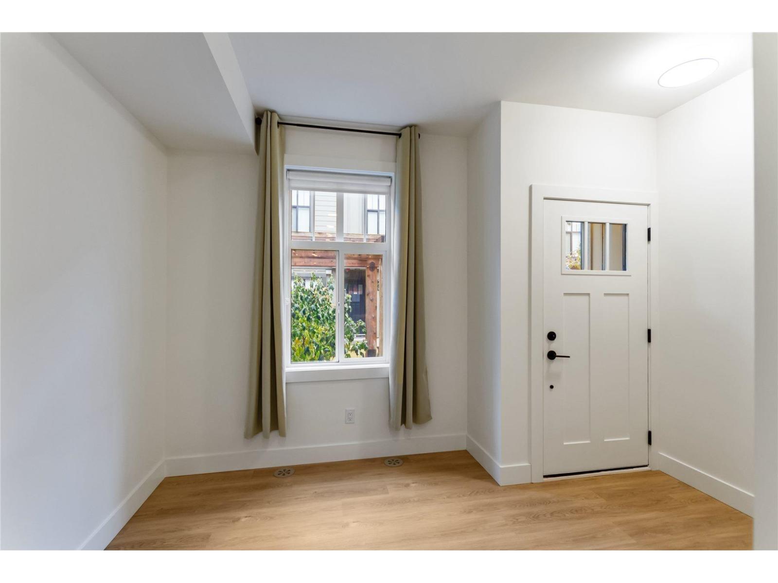 31 2350 165 Street, Surrey, British Columbia  V3Z 1J9 - Photo 4 - R3065225