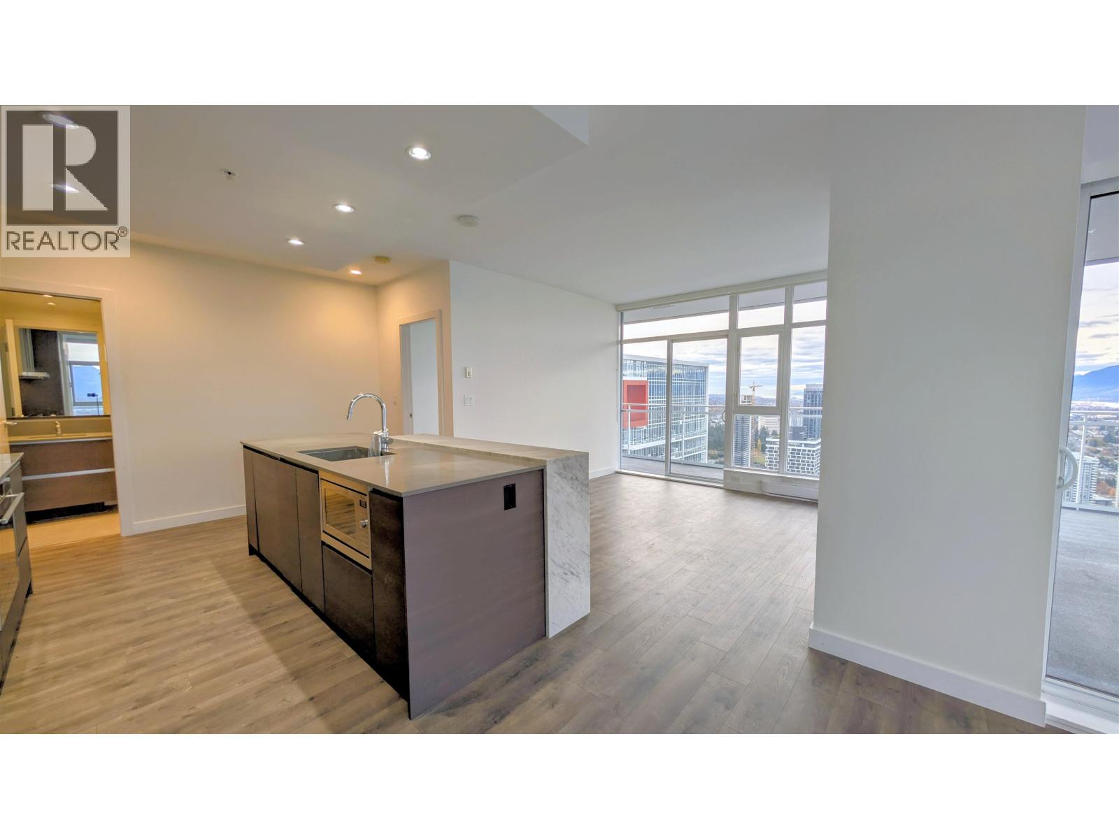 5008 4670 Assembly Way, Burnaby, British Columbia V5H 0H3 - Photo 23 - R3065323