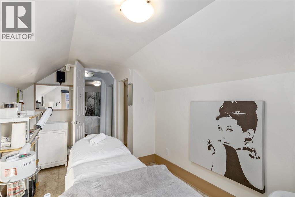 2032 34 Avenue Sw, Calgary, Alberta  T2T 2C3 - Photo 23 - A2262527