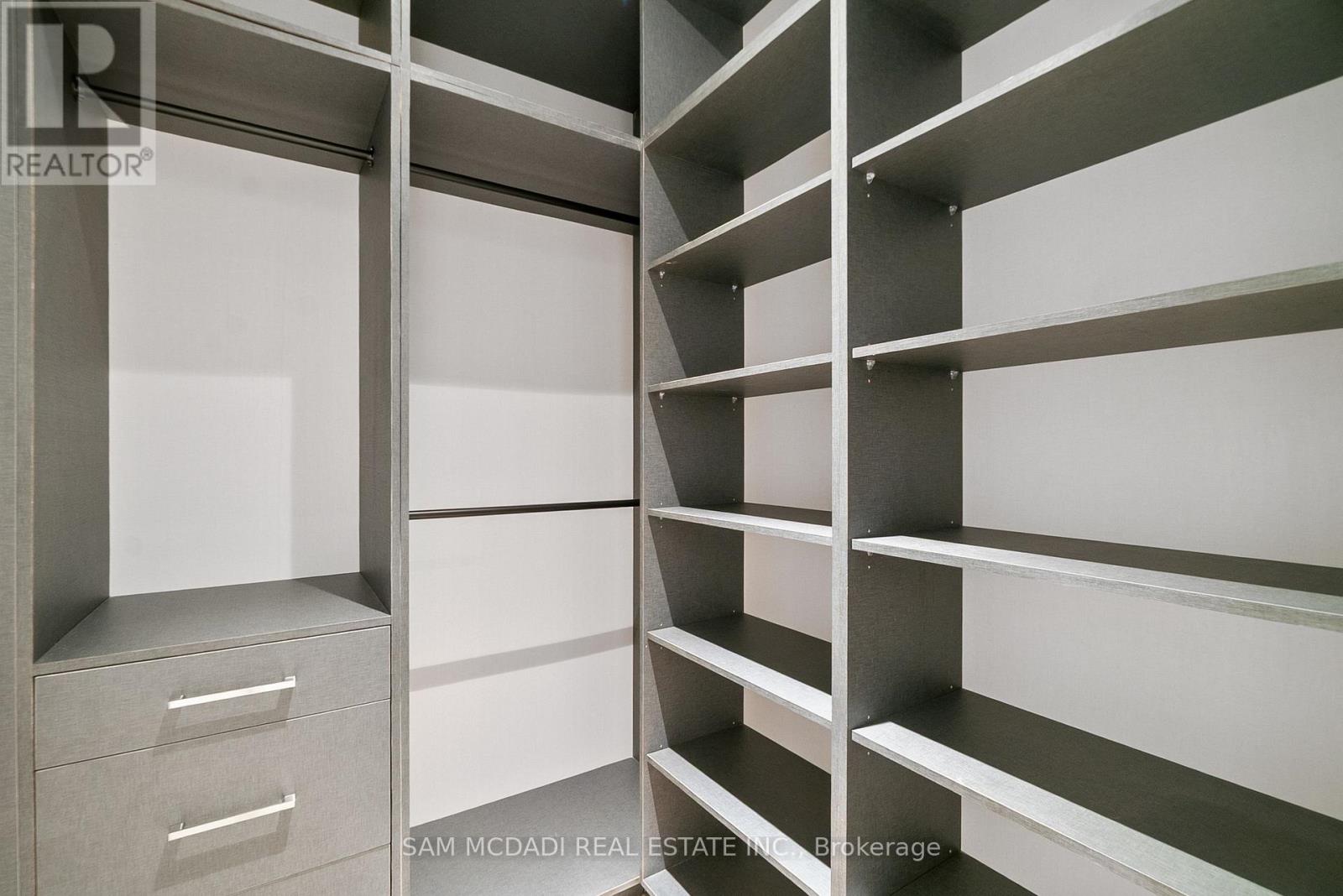 84 Pebbleridge Place, Oakville, Ontario  L6K 3Y4 - Photo 24 - W12519172