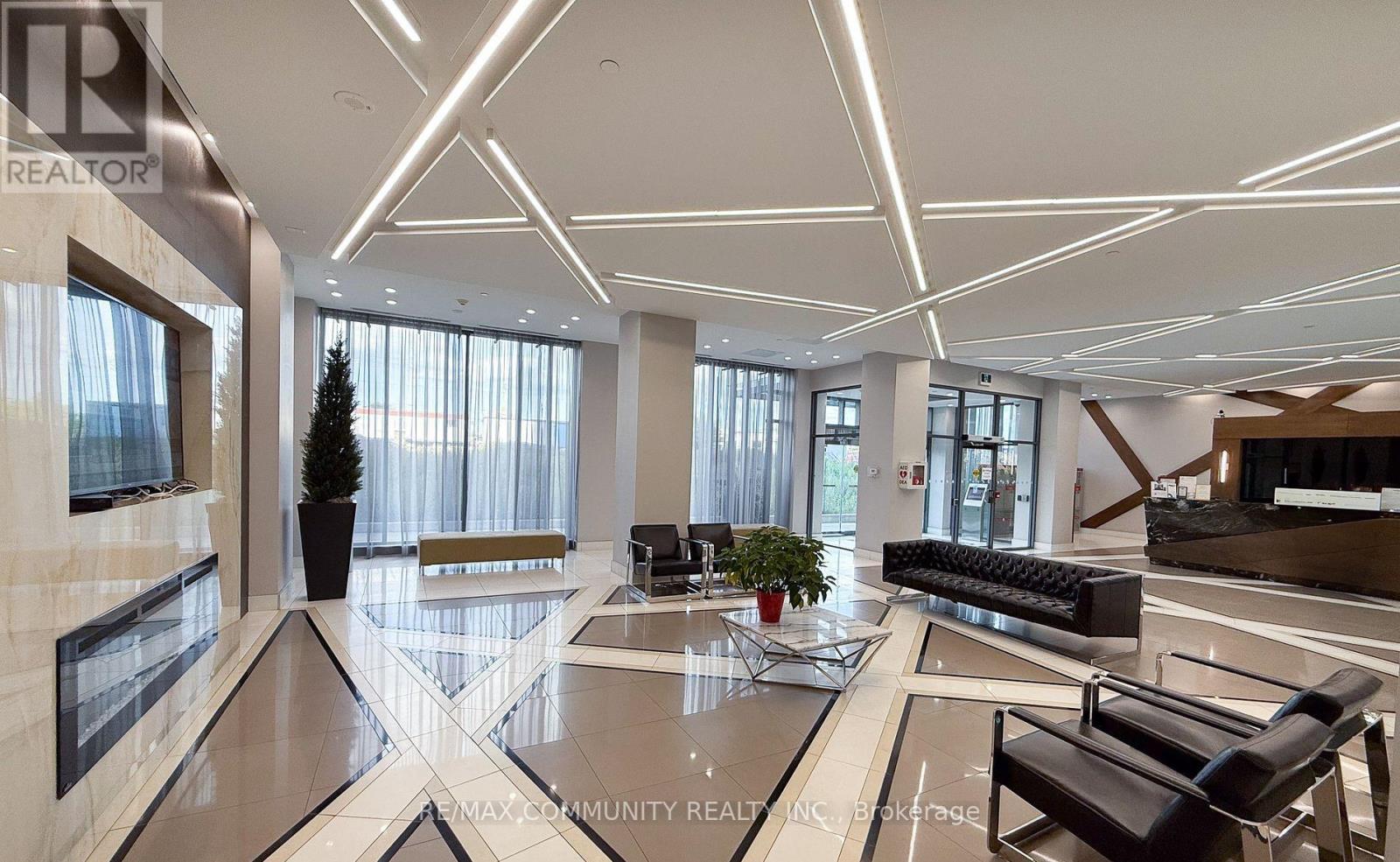 1018 - 5033 Four Springs Avenue, Mississauga, Ontario  L5R 0G6 - Photo 3 - W12519182