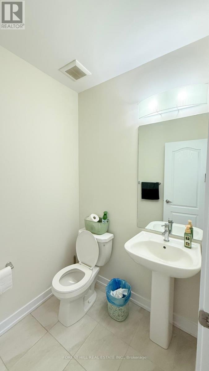 126 Lilac Circle, Haldimand, Ontario  N3W 0H8 - Photo 13 - X12519142