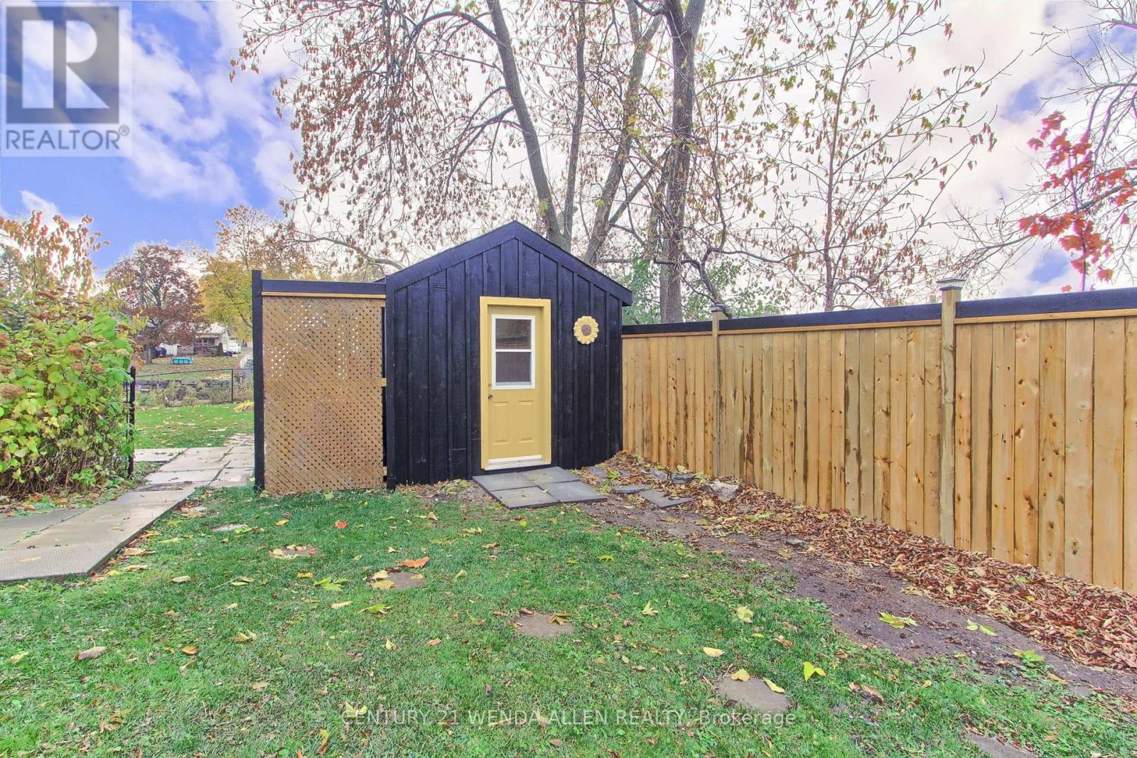 24 Maple Grove Road, Kawartha Lakes, Ontario  K9V 4R6 - Photo 36 - X12519188