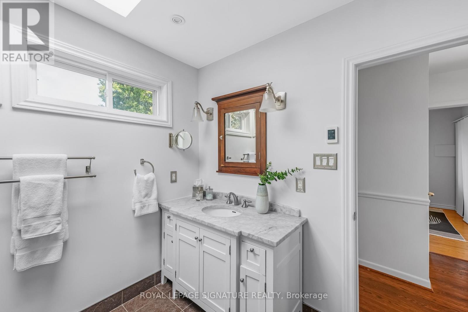 41 Denver Crescent, Toronto, Ontario  M2J 1G6 - Photo 18 - C12519212