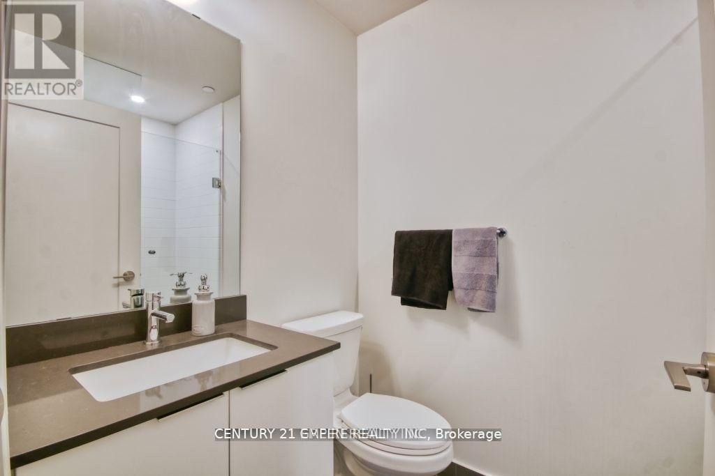 909 - 27 Bathurst Street W, Toronto, Ontario  M5V 2P1 - Photo 2 - C12519266