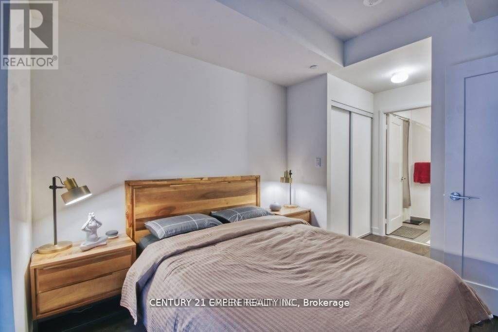 909 - 27 Bathurst Street W, Toronto, Ontario  M5V 2P1 - Photo 3 - C12519266