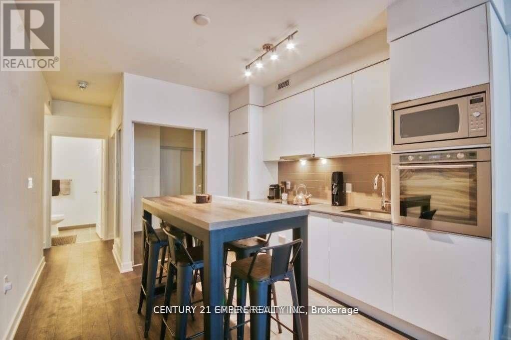 909 - 27 Bathurst Street W, Toronto, Ontario  M5V 2P1 - Photo 6 - C12519266