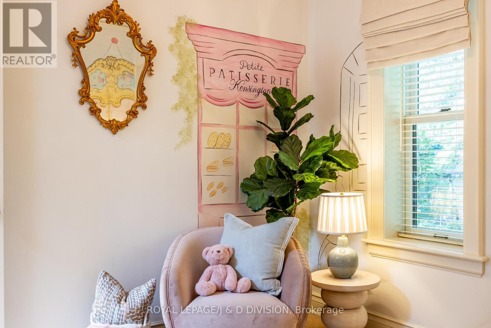 36 Boswell Avenue, Toronto, Ontario  M5R 1M4 - Photo 28 - C12519280