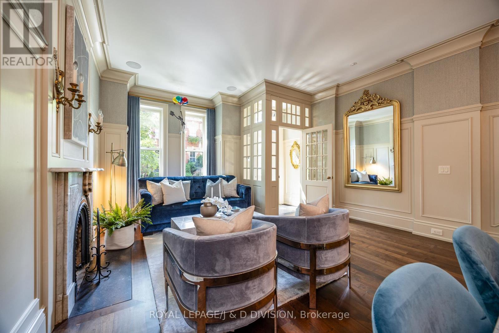 36 Boswell Avenue, Toronto, Ontario  M5R 1M4 - Photo 5 - C12519280