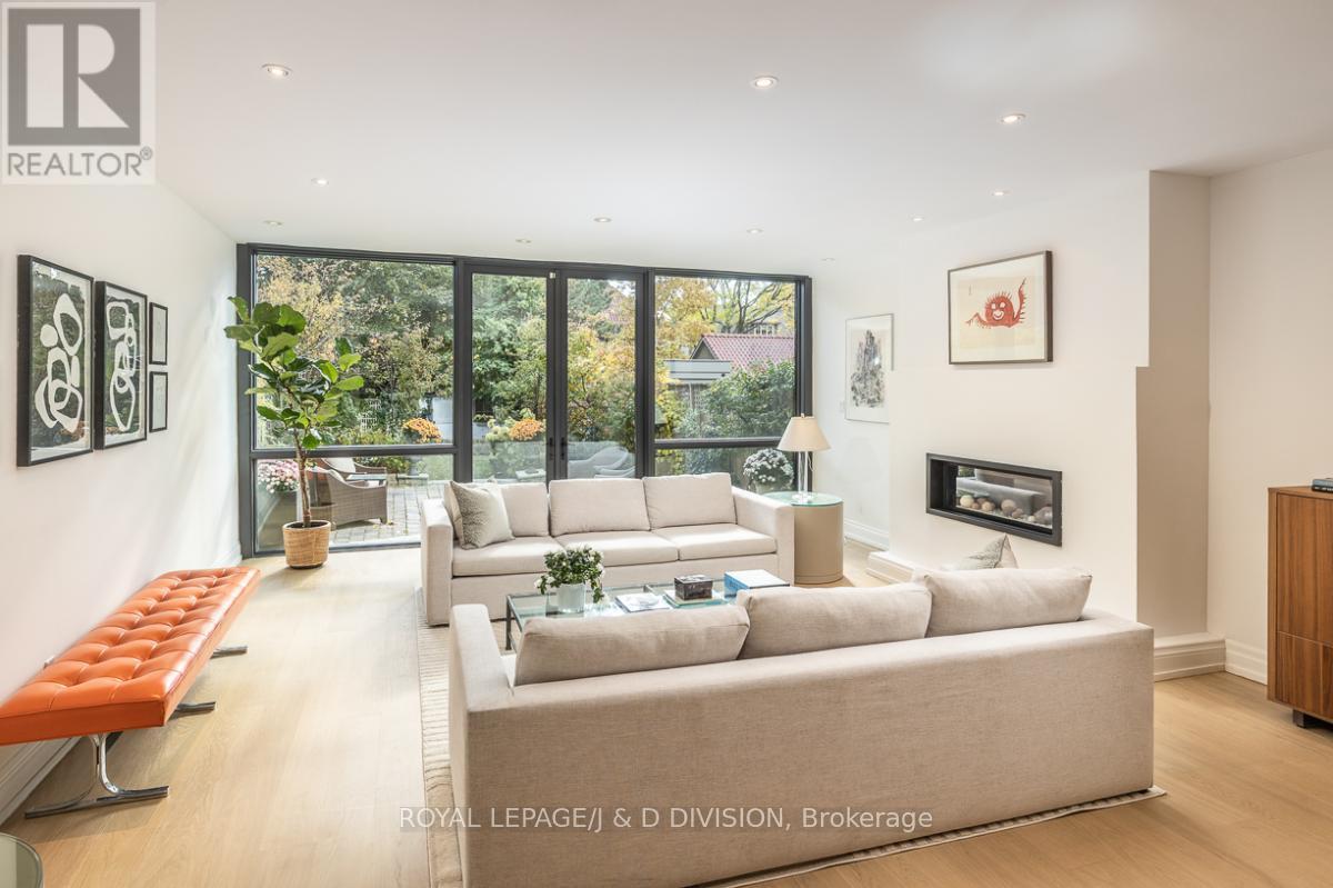 245 Glenrose Avenue, Toronto, Ontario  M4T 1L1 - Photo 17 - C12519426