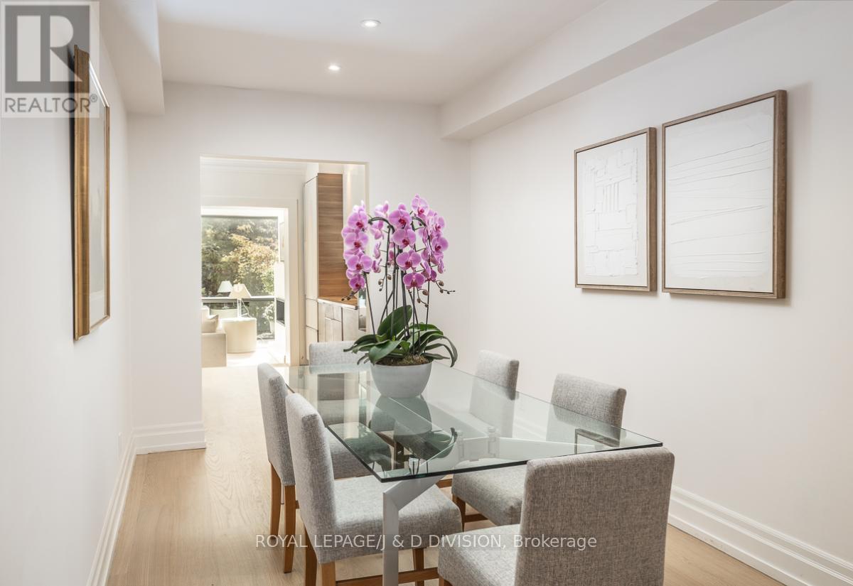 245 Glenrose Avenue, Toronto, Ontario  M4T 1L1 - Photo 3 - C12519426