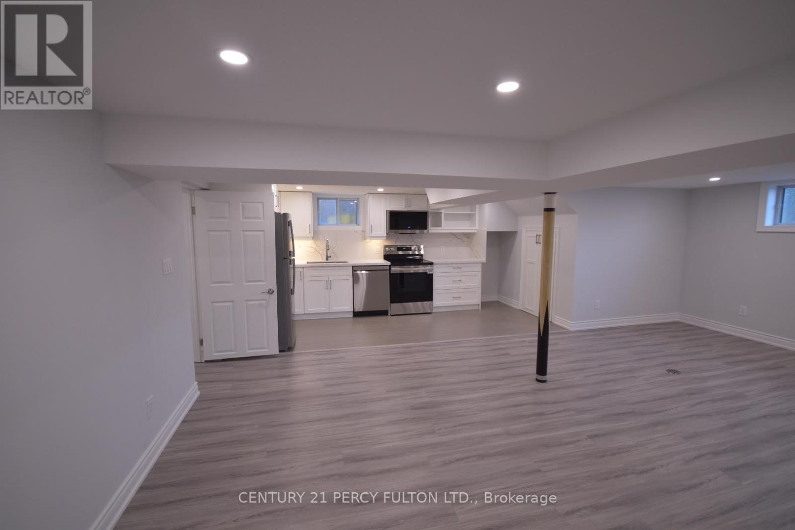 75 Sloane (Lower) Avenue, Toronto, Ontario  M4A 2A8 - Photo 6 - C12519444