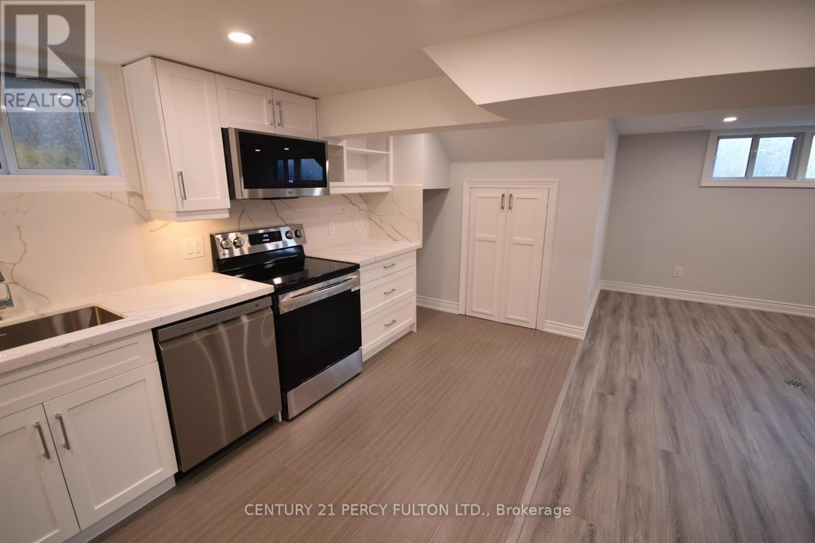 75 Sloane (Lower) Avenue, Toronto, Ontario  M4A 2A8 - Photo 8 - C12519444