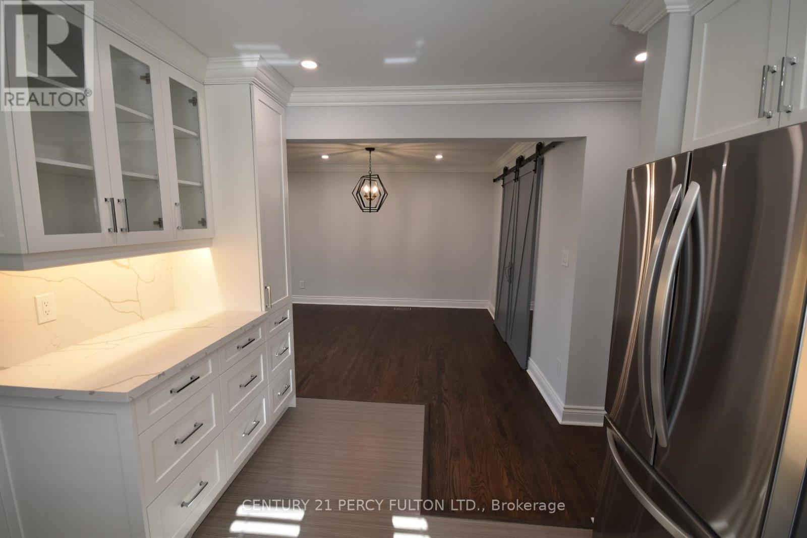 Upper - 75 Sloane (Upper) Avenue, Toronto, Ontario M4A 2A8 - Photo 14 - C12519450