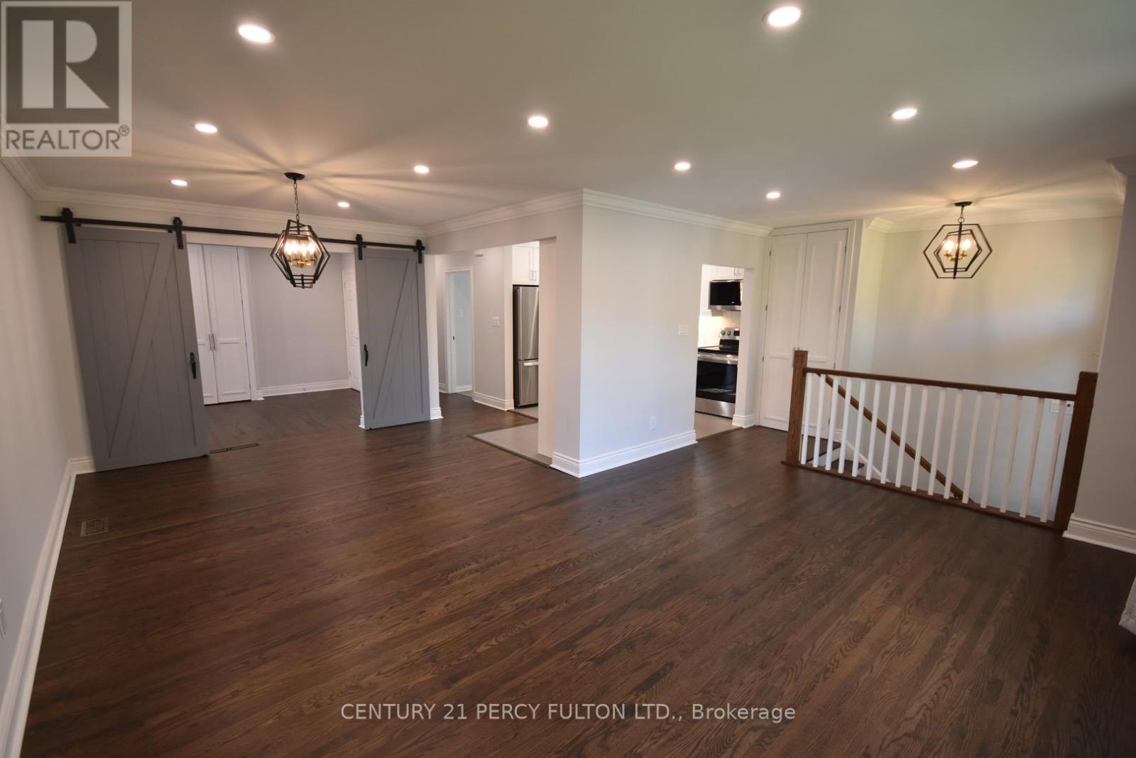 Upper - 75 Sloane (Upper) Avenue, Toronto, Ontario M4A 2A8 - Photo 7 - C12519450