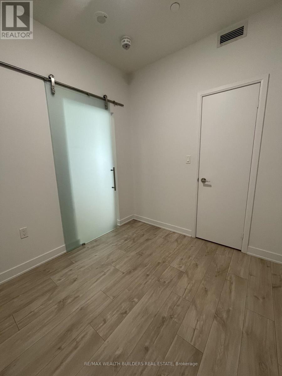 1605e - 576 Front Street W, Toronto, Ontario M5V 1C1 - Photo 11 - C12519454