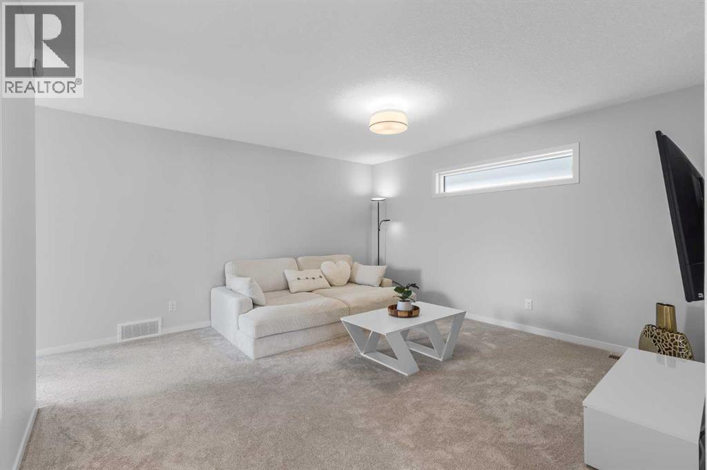 10 West Grove Common Sw, Calgary, Alberta  T3H 6E4 - Photo 19 - A2253136