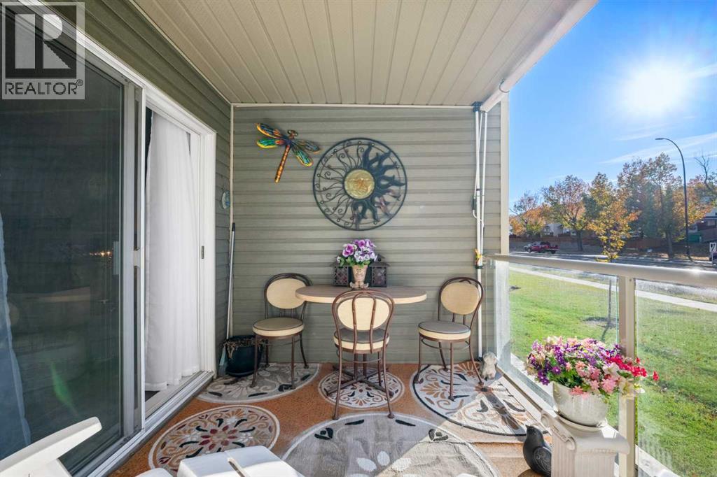 1208 Millrise Point Sw, Calgary, Alberta  T2Y 3W4 - Photo 6 - A2264267