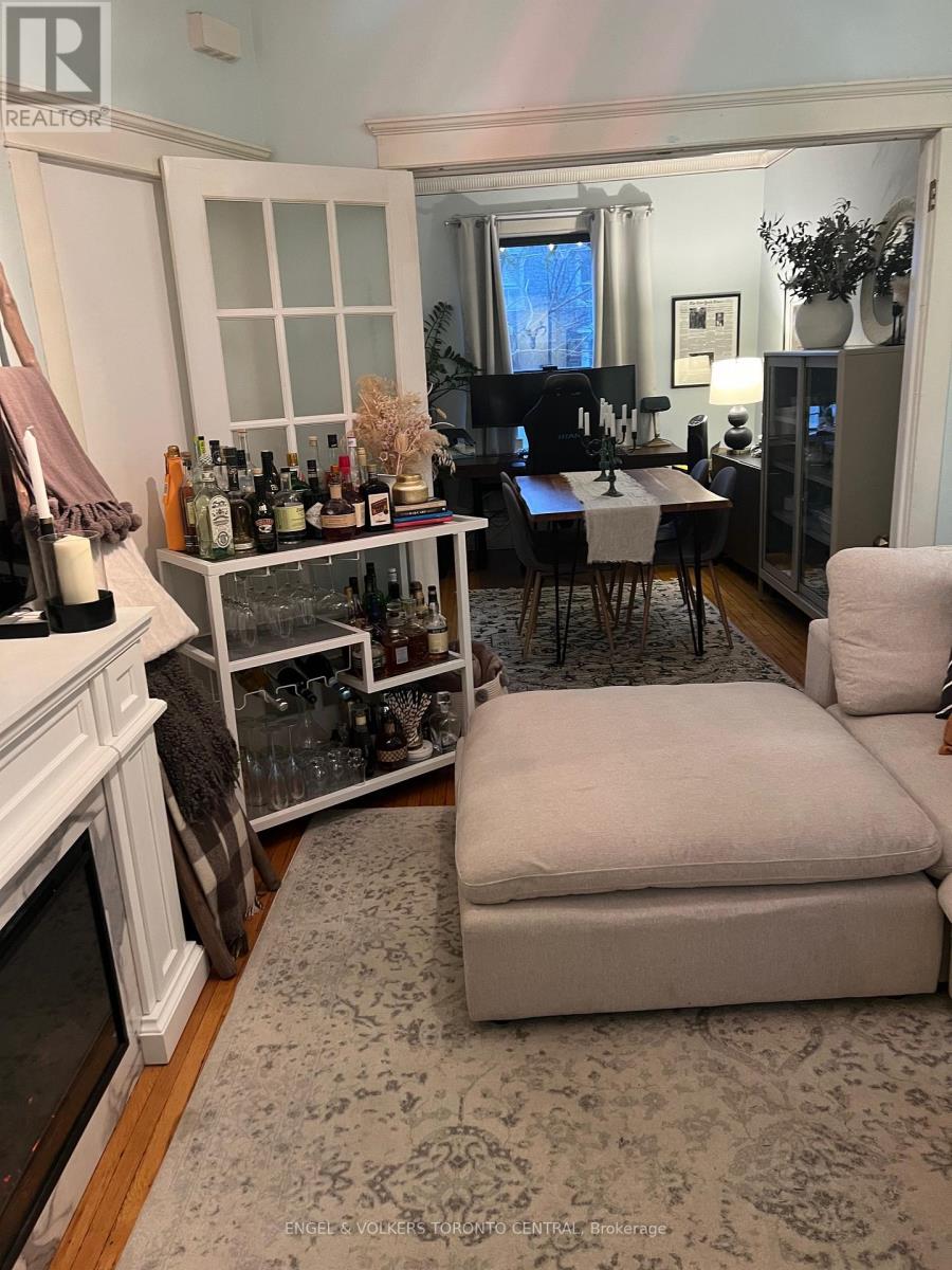 591 Pape Avenue, Toronto, Ontario  M4K 3R7 - Photo 13 - E12519272