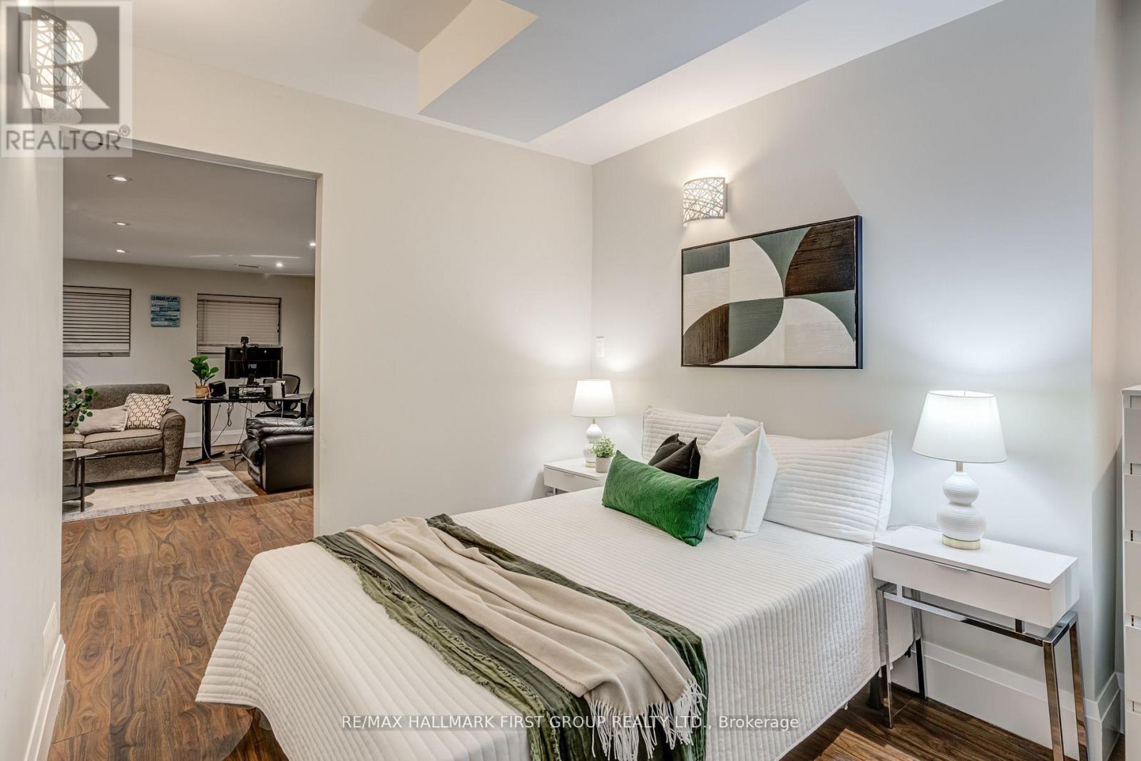 38 Mystic Avenue, Toronto, Ontario  M1L 4G9 - Photo 32 - E12519368