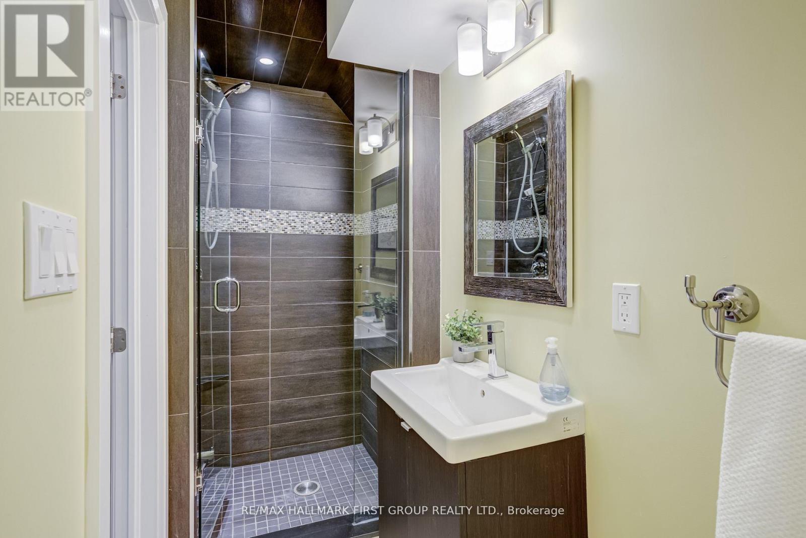 38 Mystic Avenue, Toronto, Ontario  M1L 4G9 - Photo 34 - E12519368