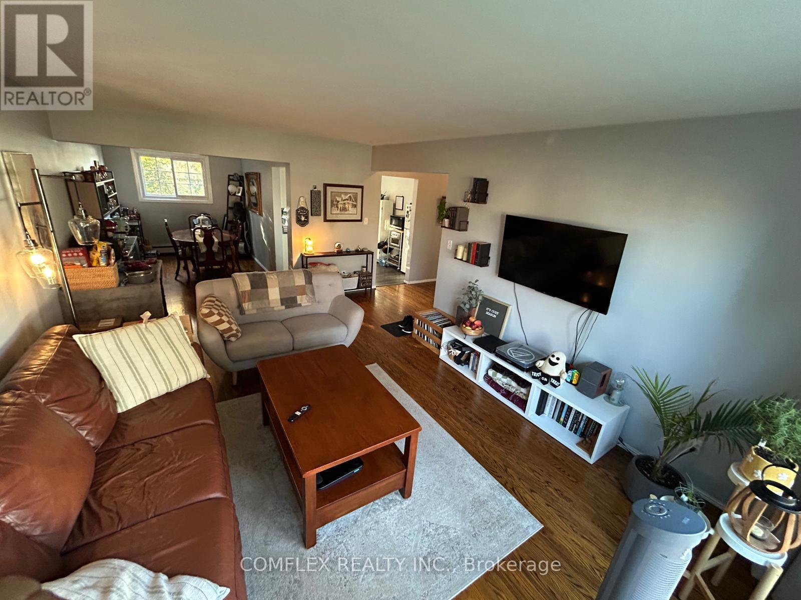 334 Surrey Drive, Oshawa, Ontario  L1G 6H1 - Photo 9 - E12519370