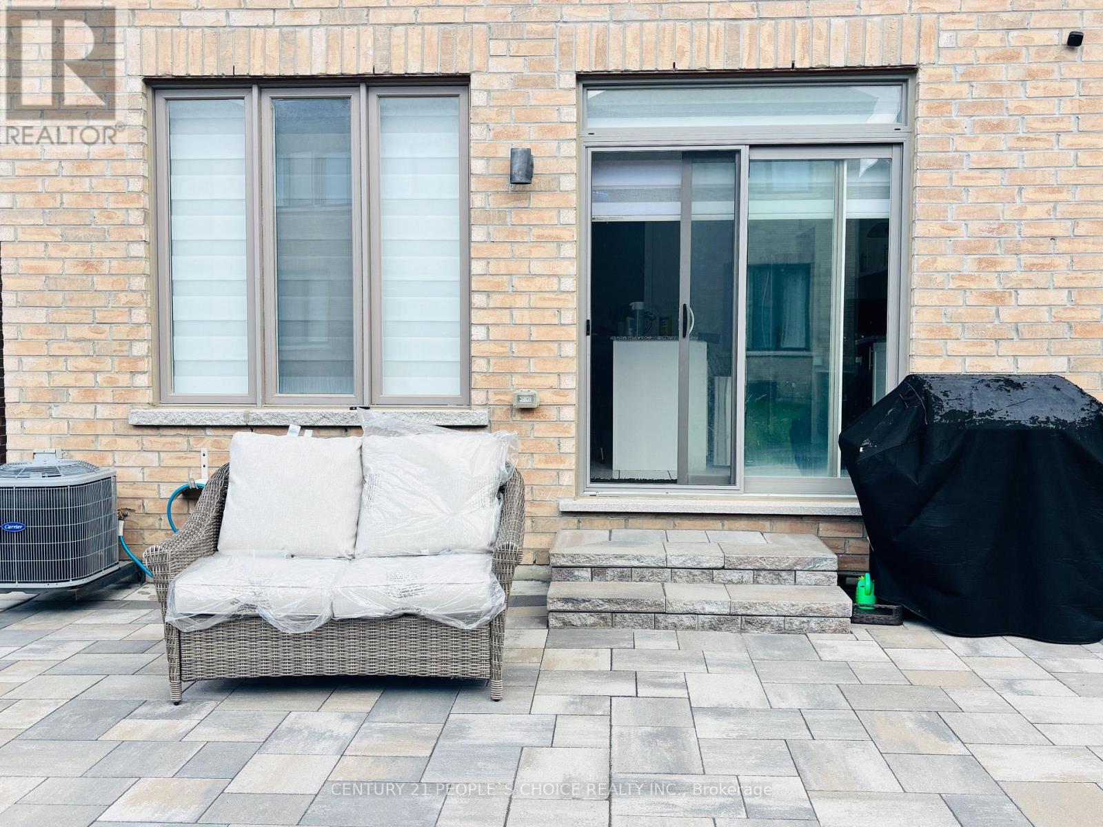 29 Christine Elliott Avenue, Whitby, Ontario  L1P 0B8 - Photo 8 - E12519388