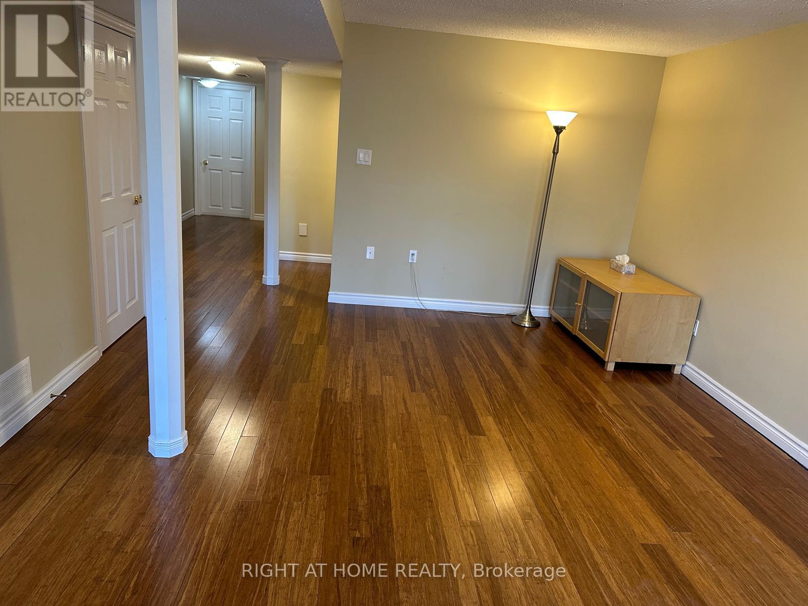 11 Myrna Lane, Toronto, Ontario  M1V 3N6 - Photo 3 - E12519400