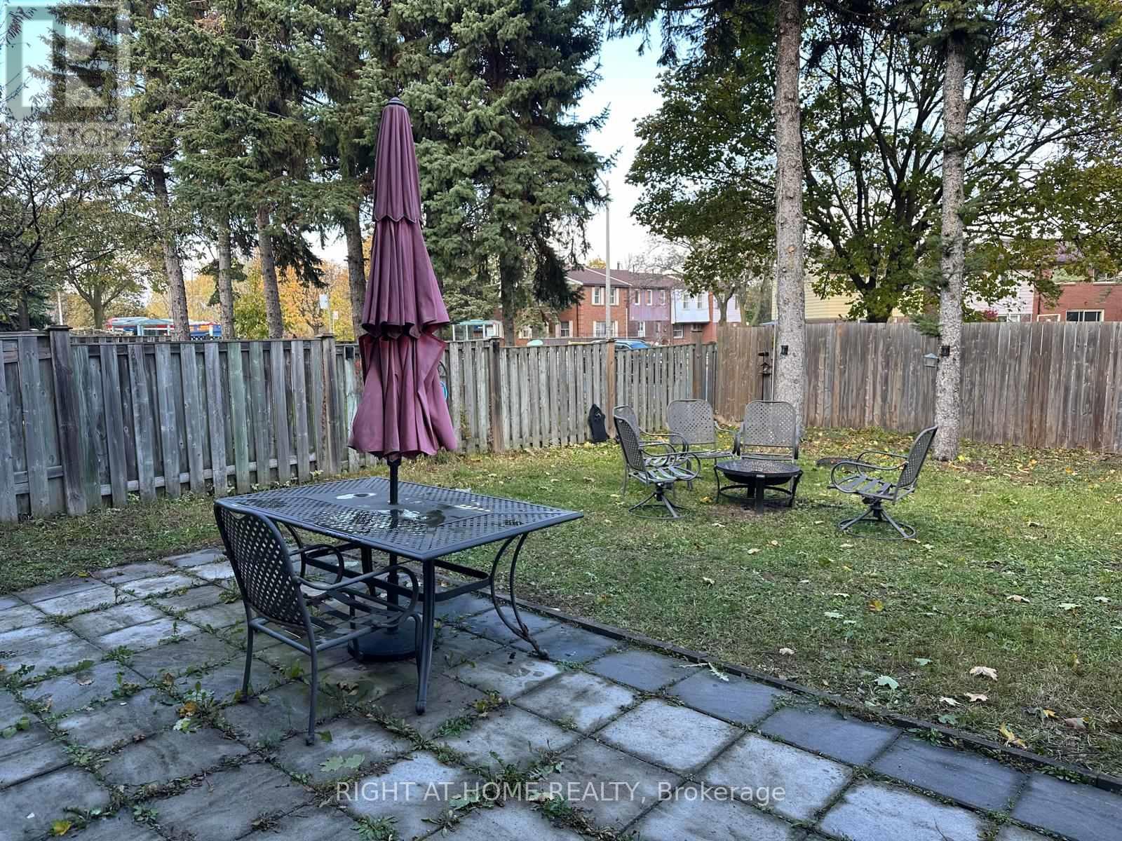 11 Myrna Lane, Toronto, Ontario  M1V 3N6 - Photo 5 - E12519400