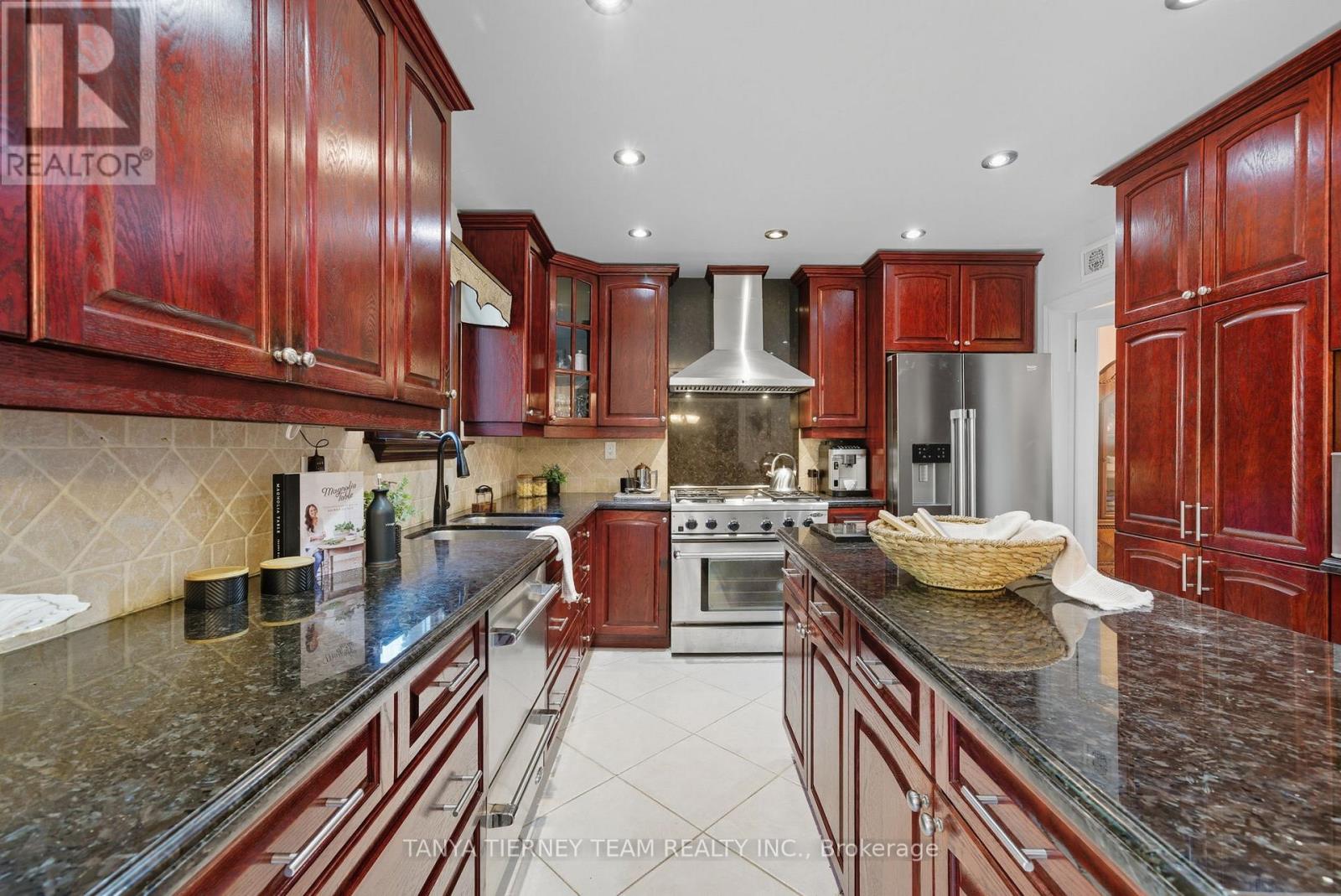 33 Simms Drive, Ajax, Ontario  L1T 3J5 - Photo 17 - E12519404