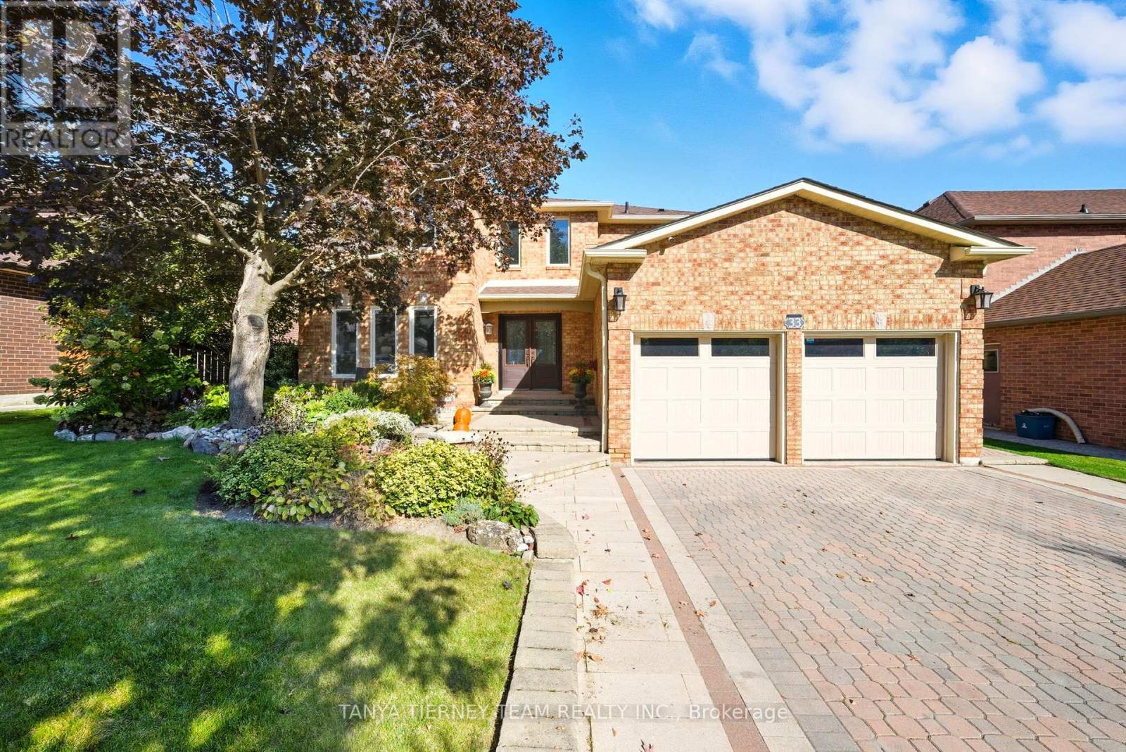 33 Simms Drive, Ajax, Ontario  L1T 3J5 - Photo 5 - E12519404