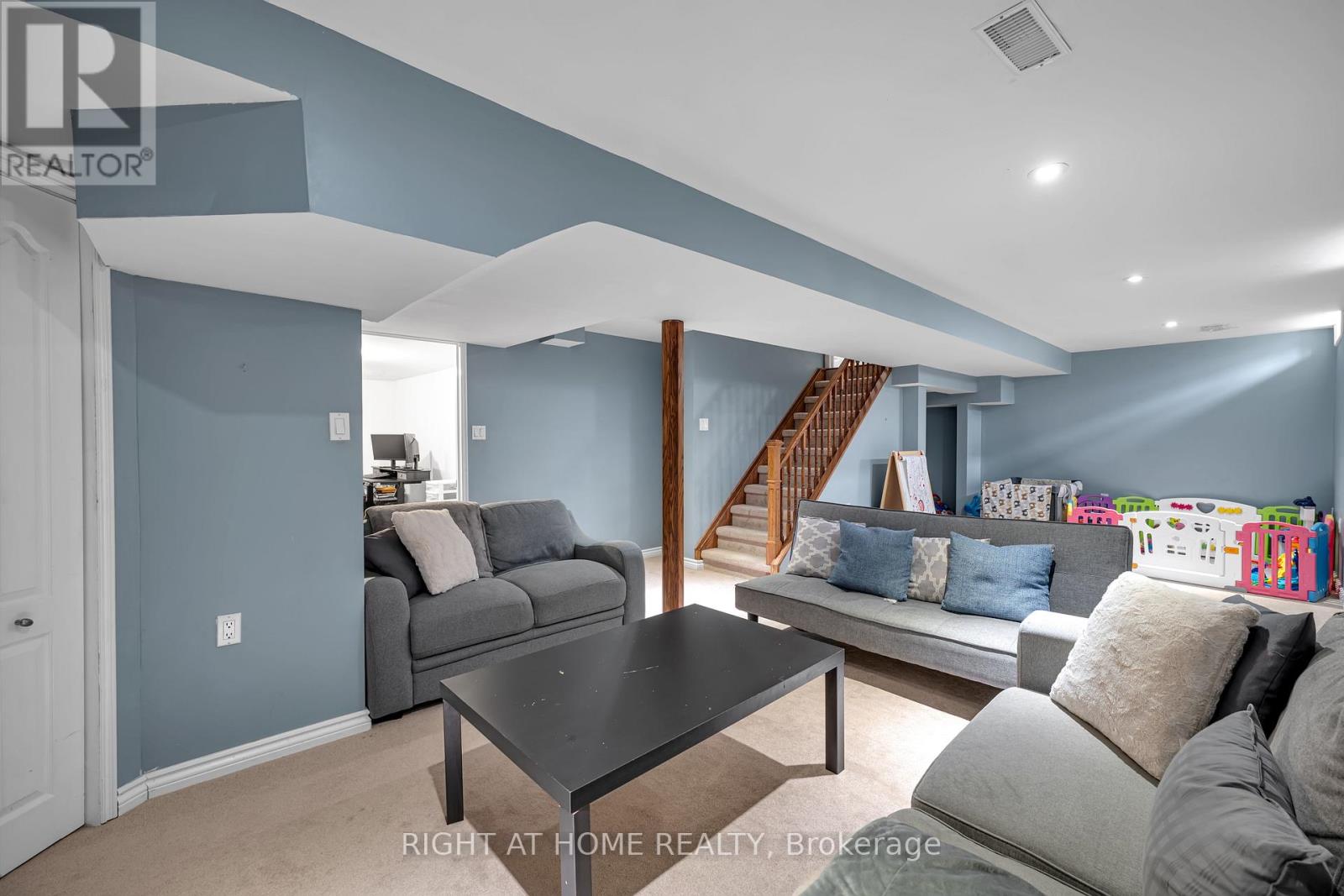 23 Tiller Street, Ajax, Ontario  L1Z 1X8 - Photo 43 - E12519416