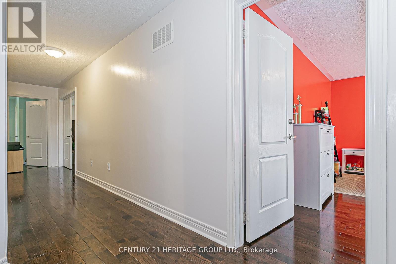 44 Madison Avenue, Richmond Hill, Ontario L4E 2Z6 - Photo 25 - N12519234