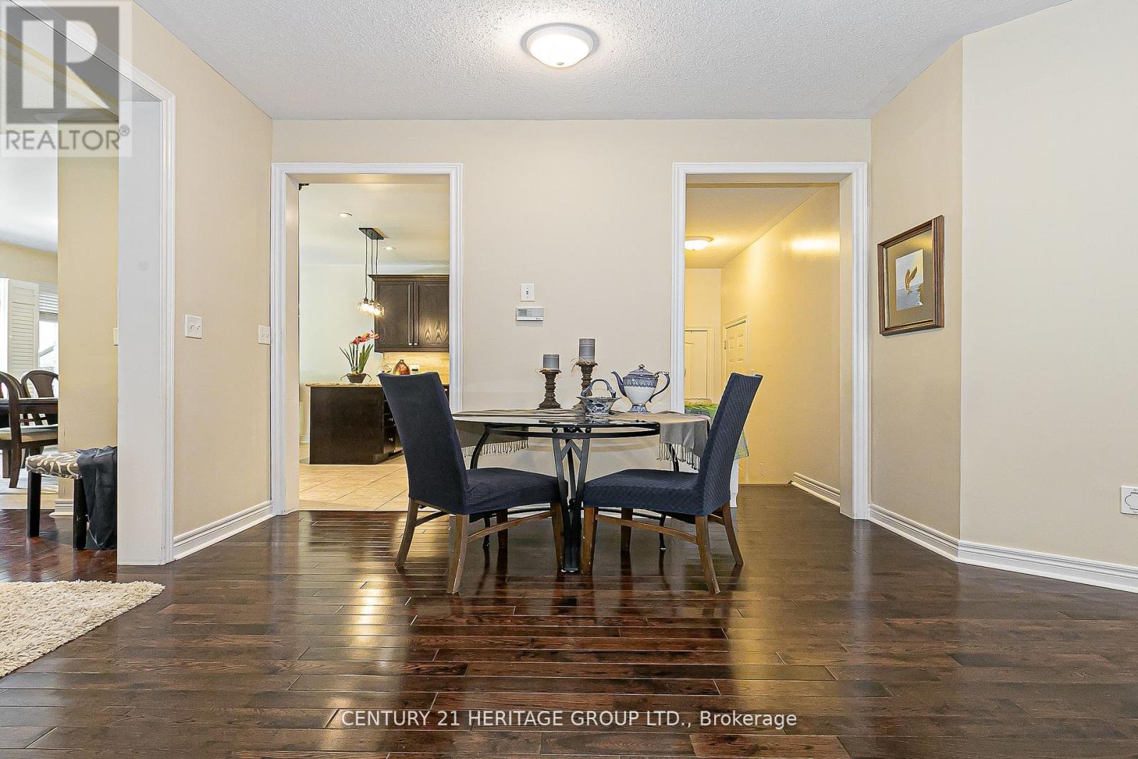 44 Madison Avenue, Richmond Hill, Ontario L4E 2Z6 - Photo 6 - N12519234