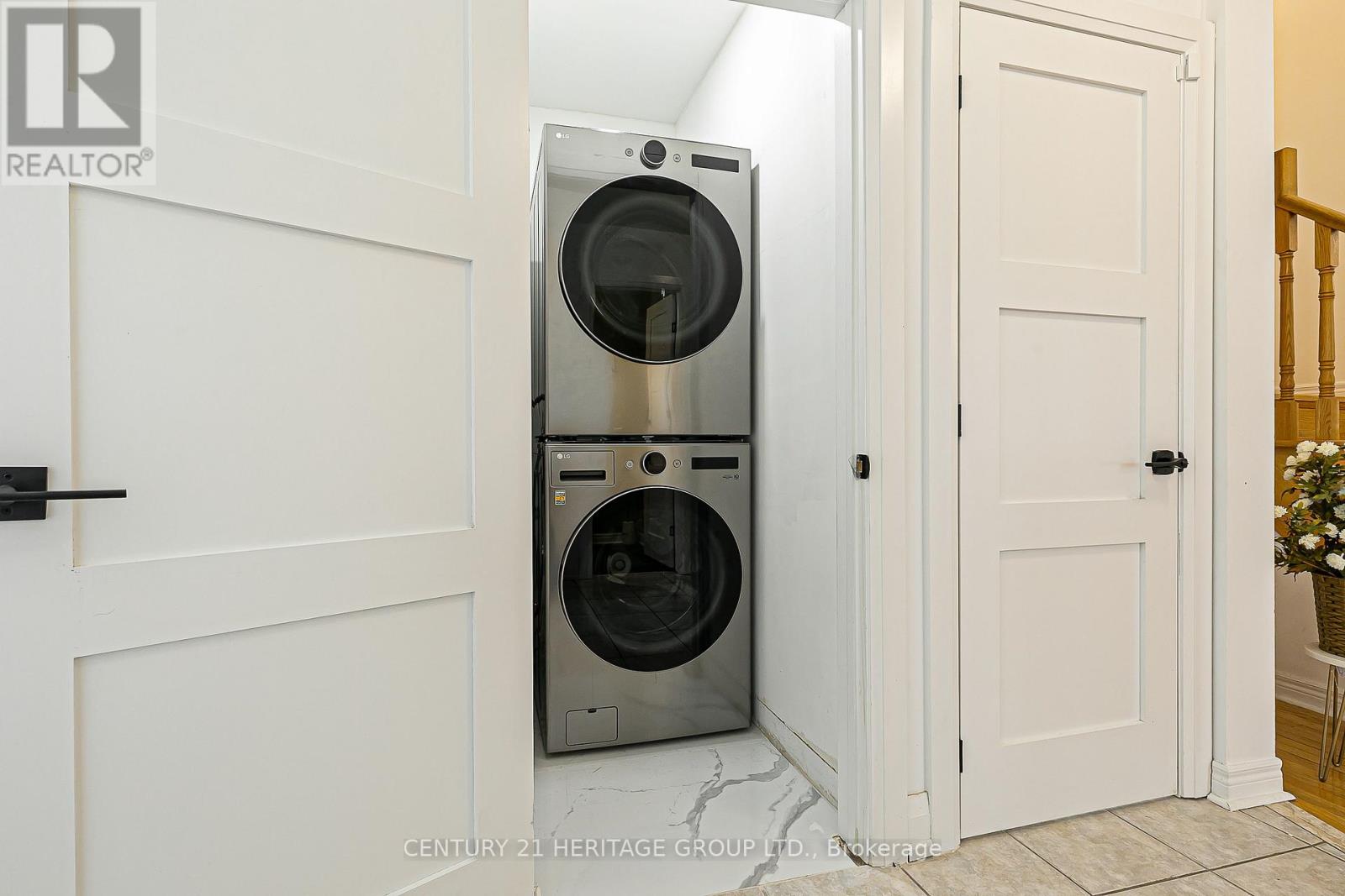 29 Eminence Road, Vaughan, Ontario L4K 5K1 - Photo 16 - N12519260