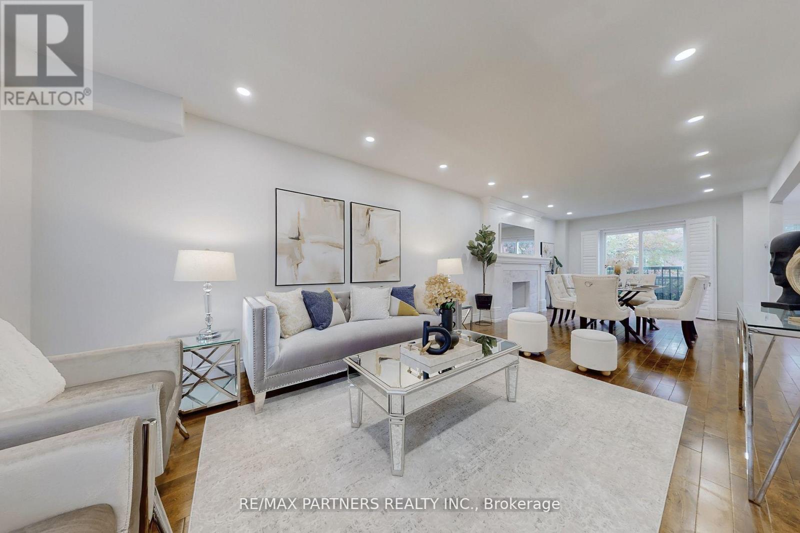 6 GEOFFREY CRESCENT, Whitchurch-Stouffville, Ontario