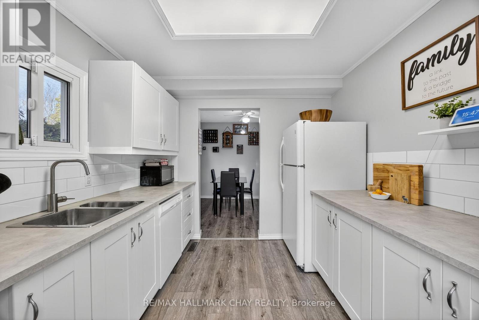 2036 Northern Avenue, Innisfil, Ontario L9S 1Z4 - Photo 9 - N12519300