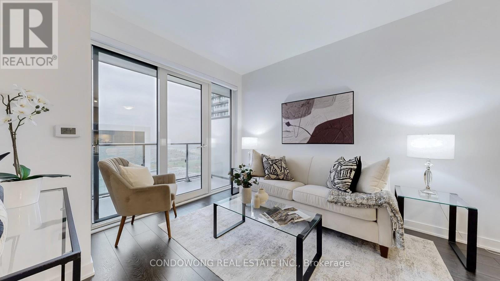 2204 - 95 Oneida Crescent, Richmond Hill, Ontario L4B 0H5 - Photo 2 - N12519308