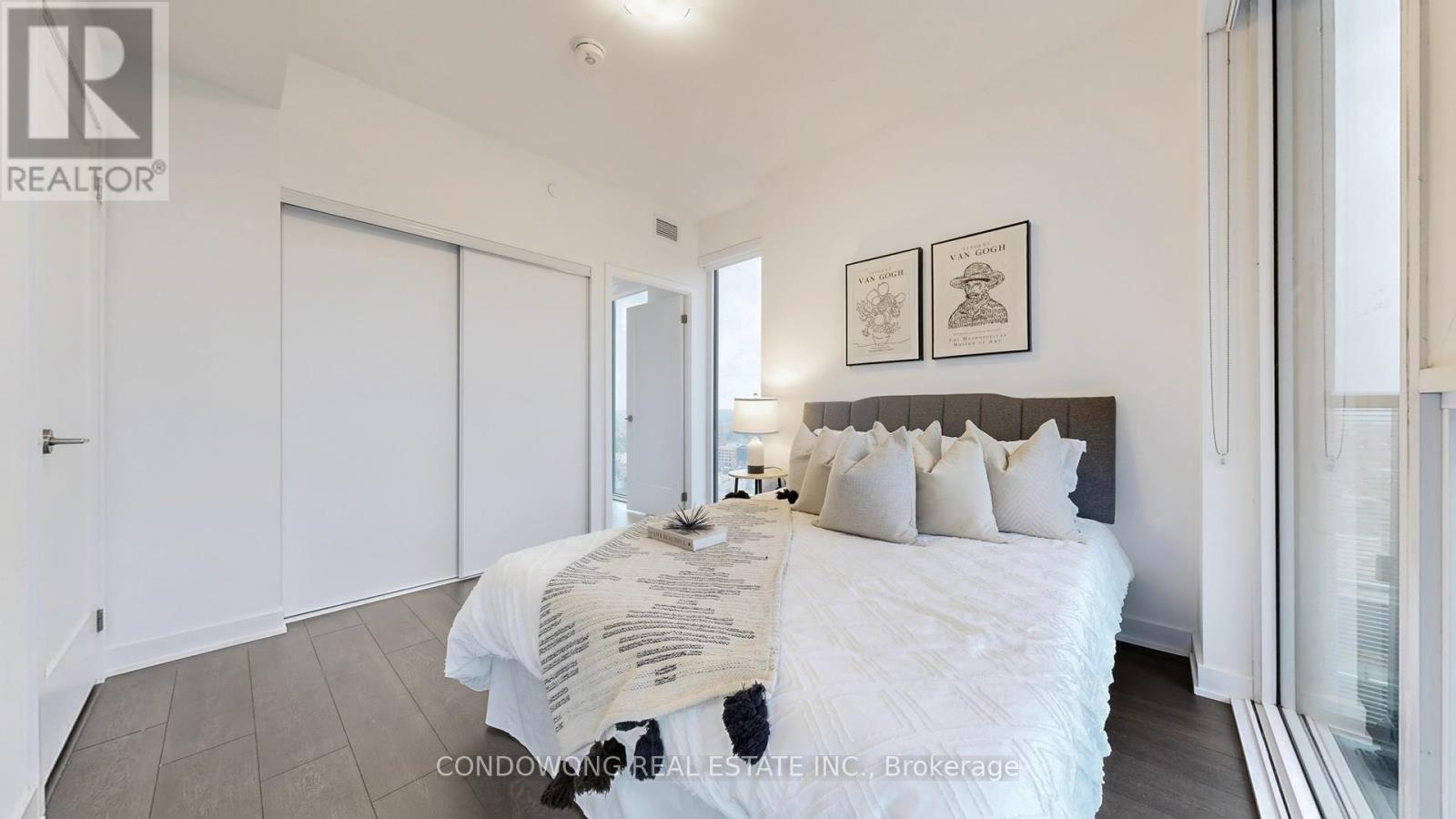 2204 - 95 Oneida Crescent, Richmond Hill, Ontario L4B 0H5 - Photo 4 - N12519308