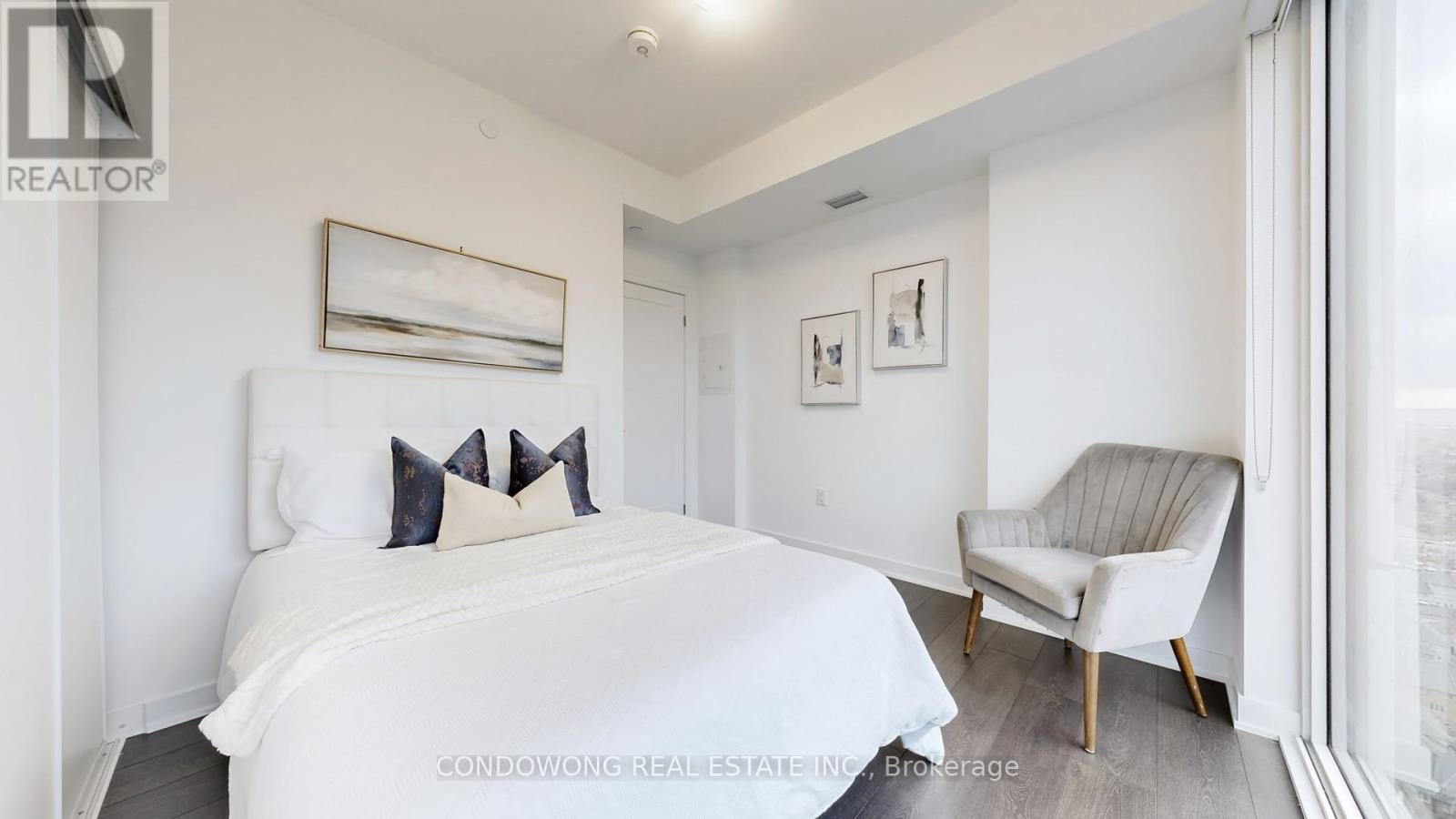 2204 - 95 Oneida Crescent, Richmond Hill, Ontario L4B 0H5 - Photo 6 - N12519308