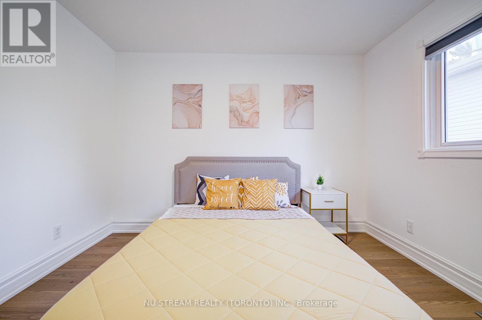 8 Hemingway Crescent, Markham, Ontario L3R 2A4 - Photo 23 - N12519410