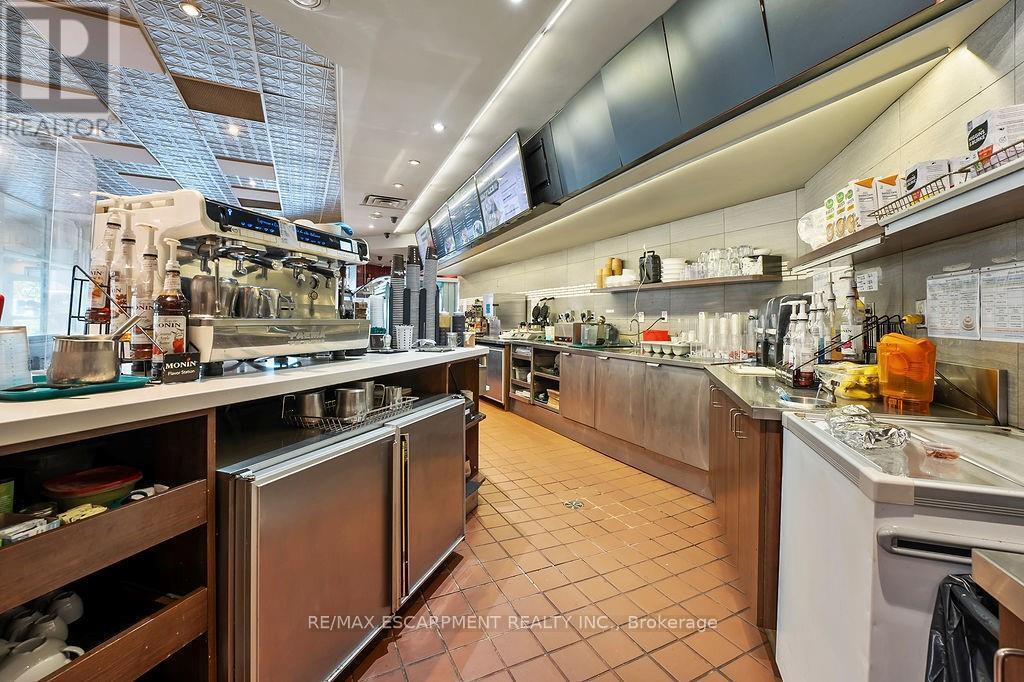 501 Bryne Drive, Barrie, Ontario L4N 9P7 - Photo 40 - S12519338