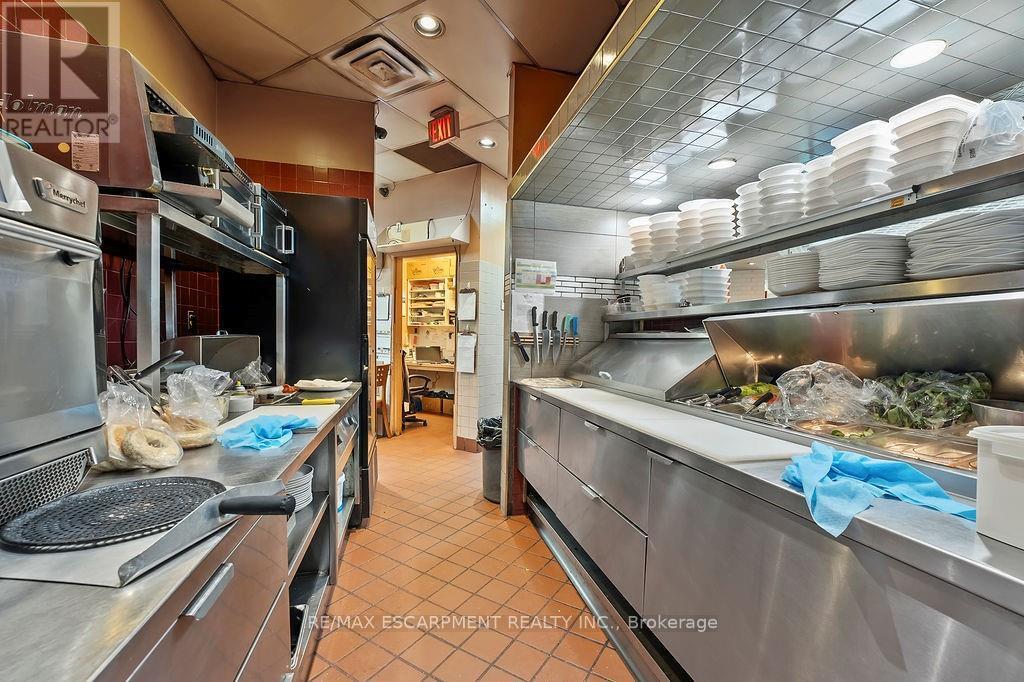 501 Bryne Drive, Barrie, Ontario L4N 9P7 - Photo 41 - S12519338