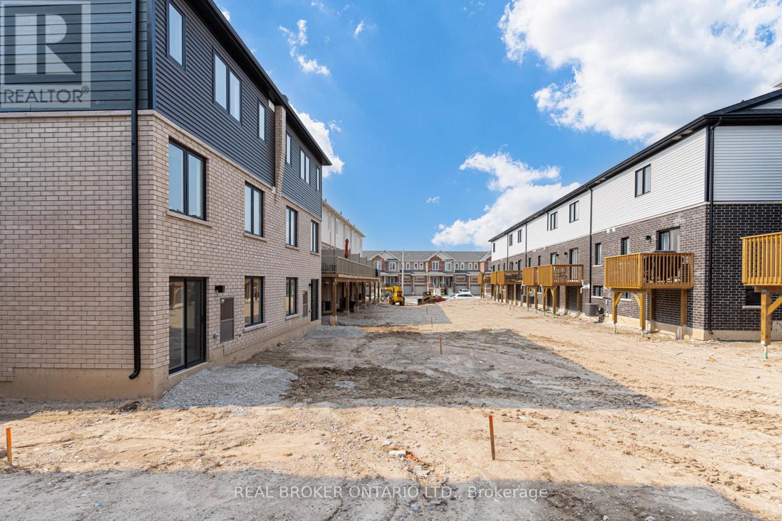 6 - 32 Wagon Lane N, Barrie, Ontario L9J 0T7 - Photo 31 - S12519394