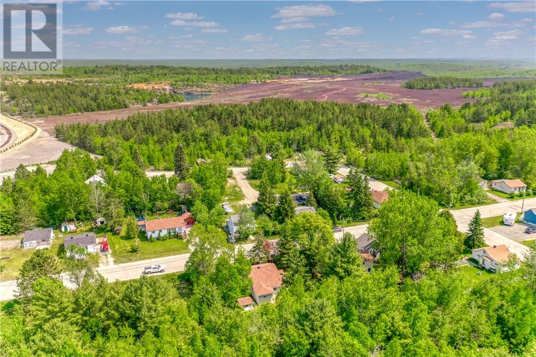 14 Oak Avenue, Coniston, Ontario P0M 1M0 - Photo 32 - 2125551